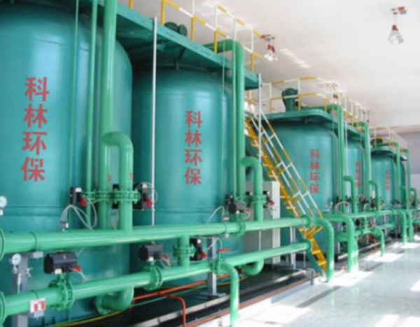 �������m��